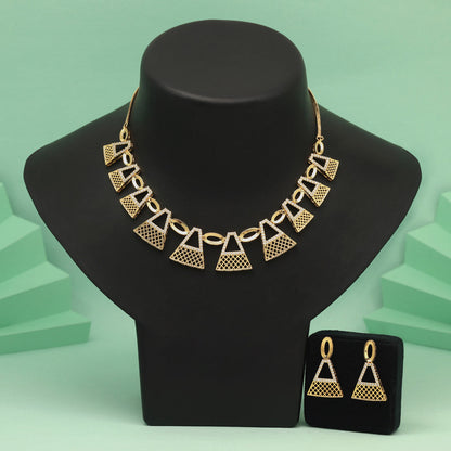 White Color American Diamond Necklace Set For Classic White-Themed Ceremonial Wear