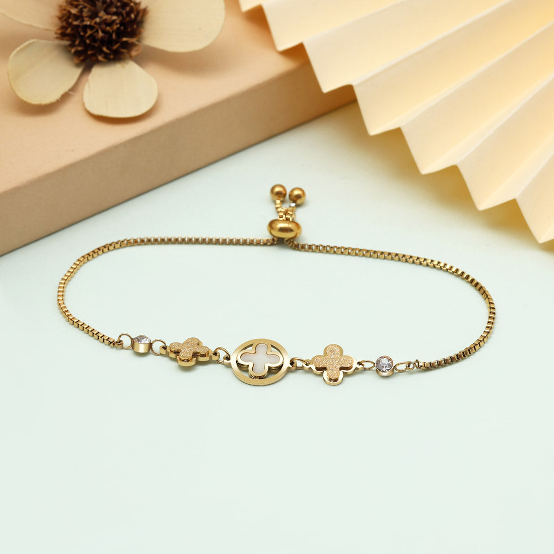 Elegant Shine Gold Color Stainless Steel 18k Gold Plated Demi Fine Bracelet