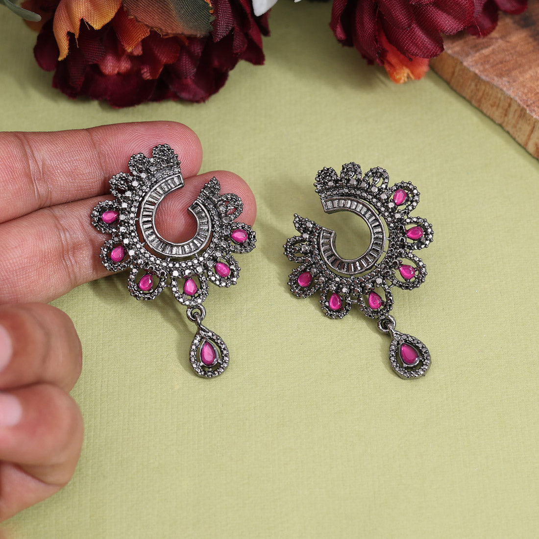 Assorted Color 6 Pairs Of Black Antique Earrings (DRKDE127CMB)