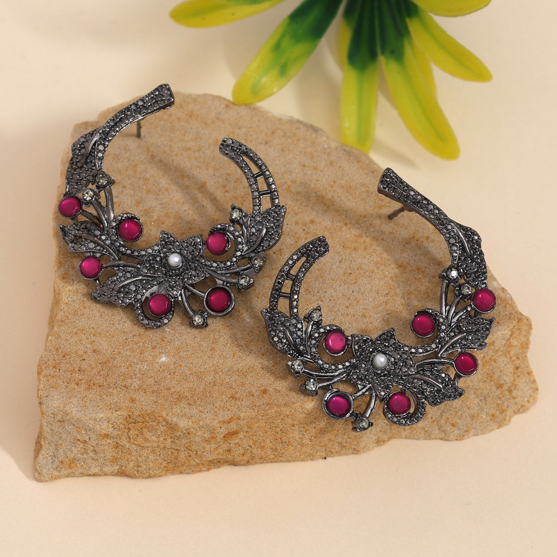 Assorted Color 6 Pairs Of Black Antique Earrings (DRKDE131CMB)