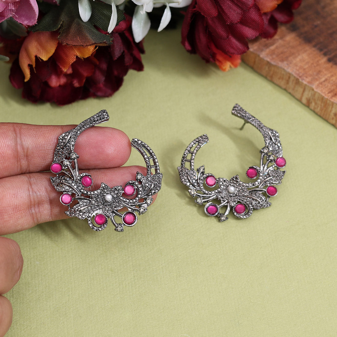 Assorted Color 6 Pairs Of Black Antique Earrings (DRKDE131CMB)