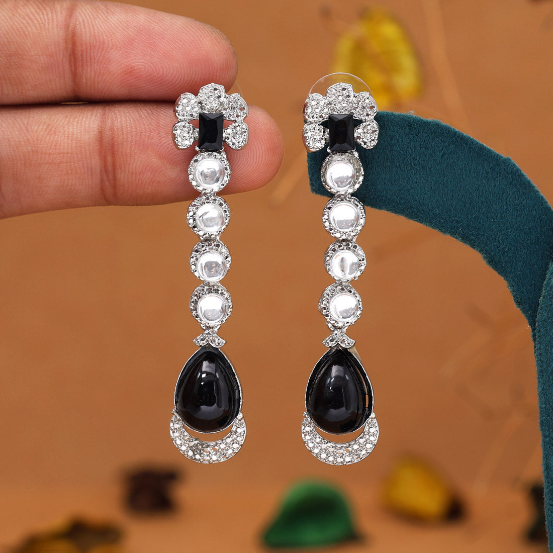 Black Color Fashion Earrings (FE113BLK)