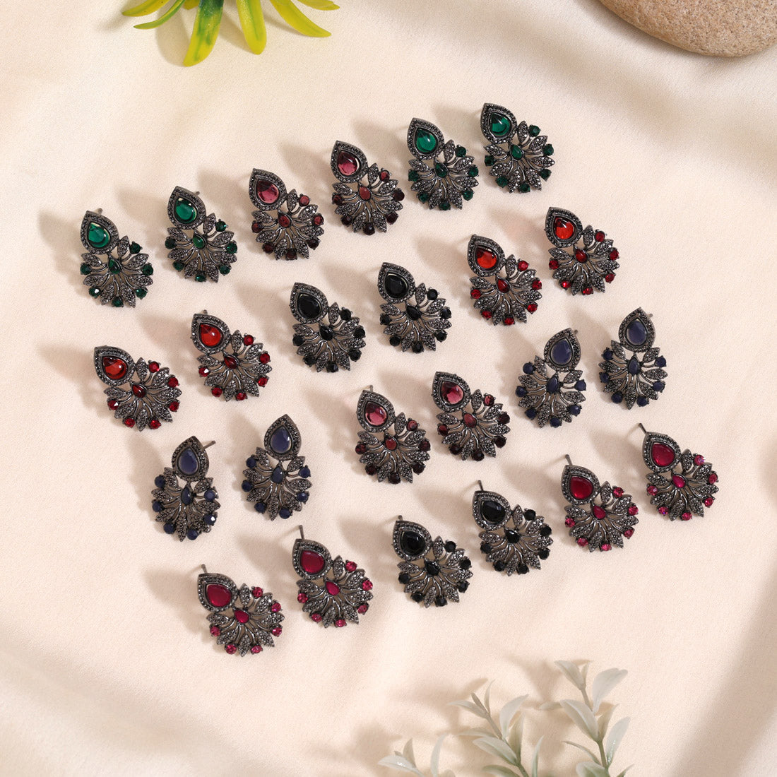 Beautiful Assorted Color 12 Pairs Of Sparkling Fashion Earrings Gift Set