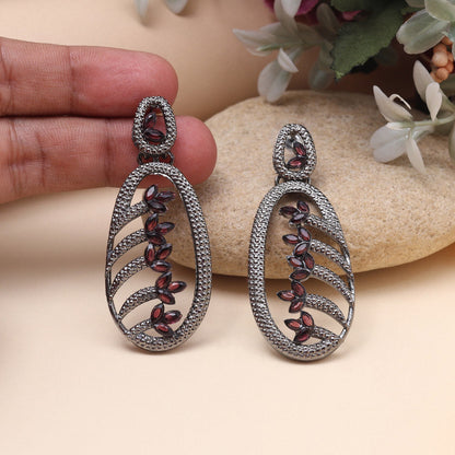 Magenta Color Fashion Earrings With Eye-Catching Shine And Bold Features