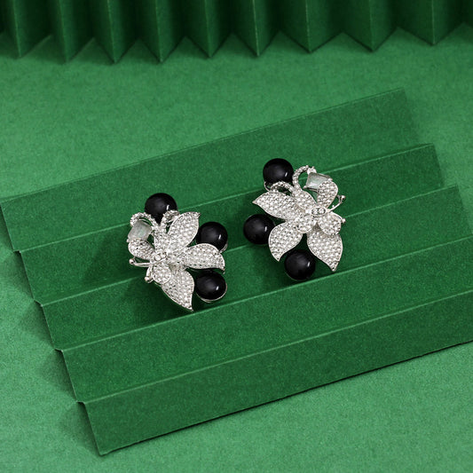 Black Color Fashion Earrings With Minimalist Design For Daily Wear