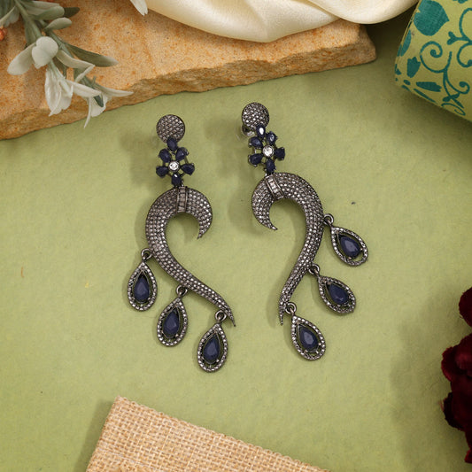 Blue Color Fashion Earrings With A Cool And Refreshing Color Scheme