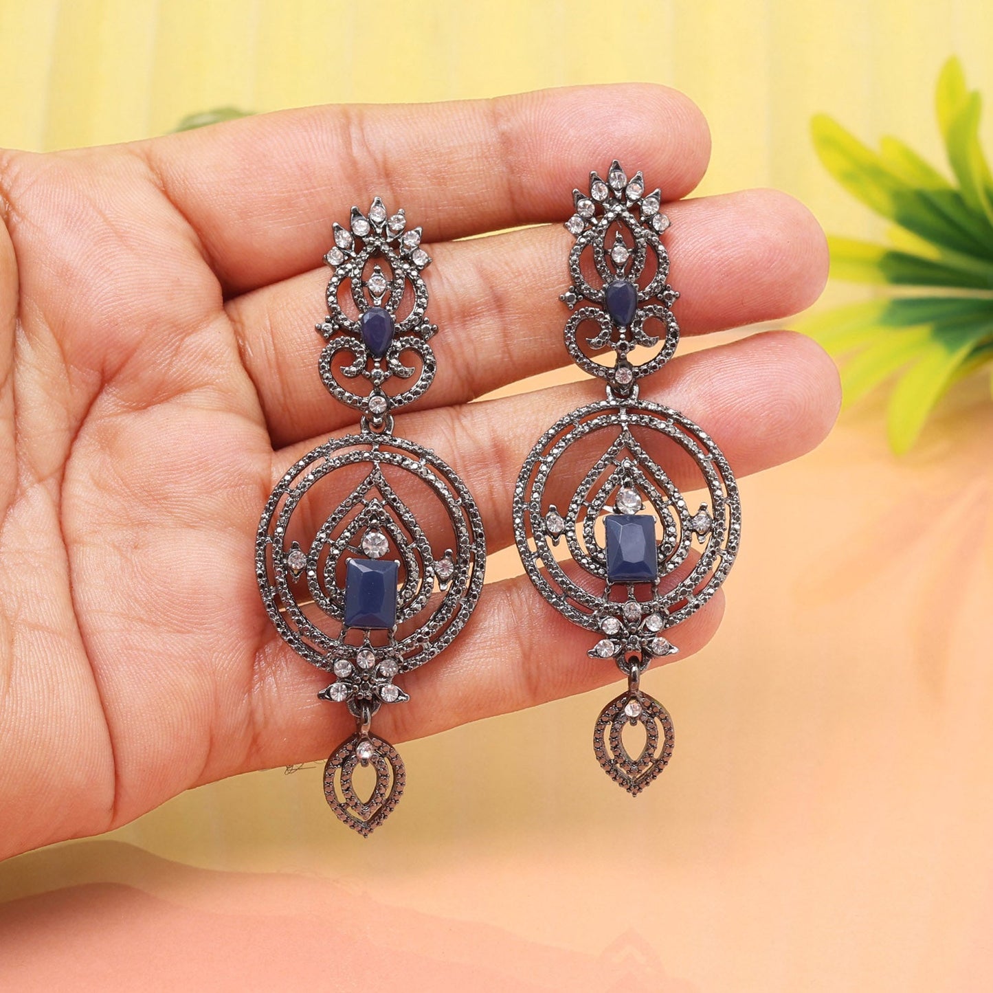 Ocean Breeze Blue Color Fashion Earrings For Summertime And Vacations