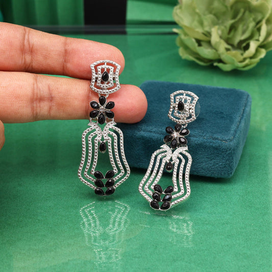 Dark Black Color Fashion Earrings That Bring Depth To Minimalist Wardrobes