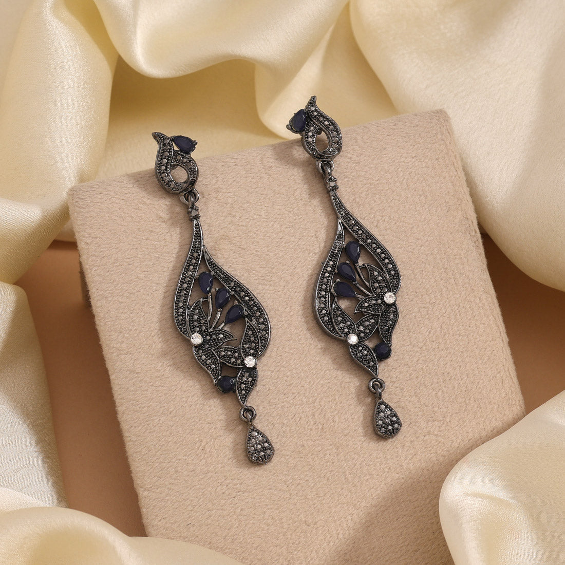 Blue Color Fashion Earrings Ideal For Stylish Everyday Casual Look