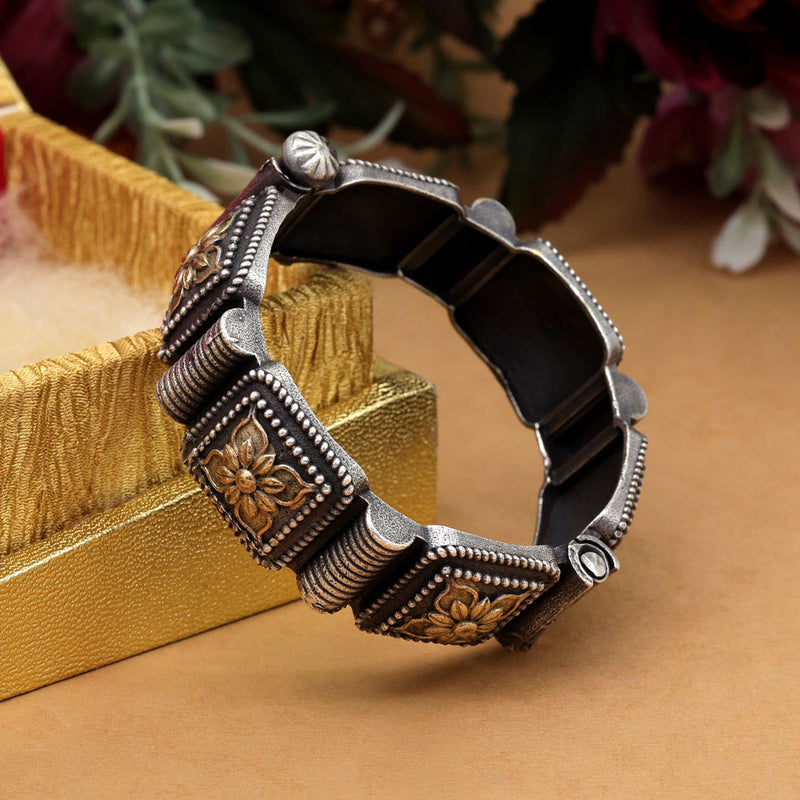 Gold & Silver Color Dual Tone Oxidised Bracelet (GSB371GS)