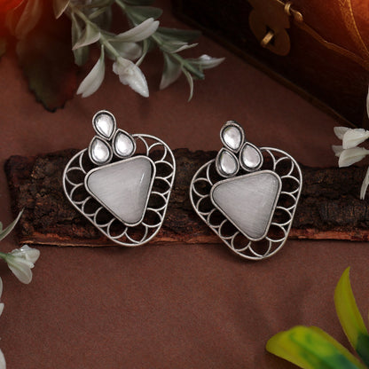 Off White Color Monalisa Stone Oxidised Earrings (GSE2829OWHT)