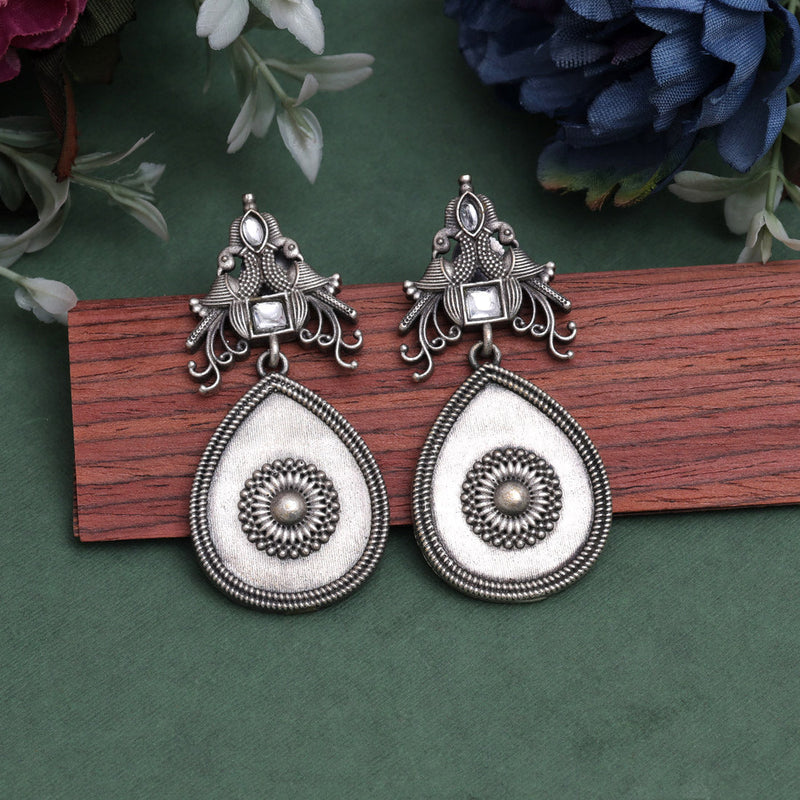 White Color Oxidised Earrings (GSE2938WHT)