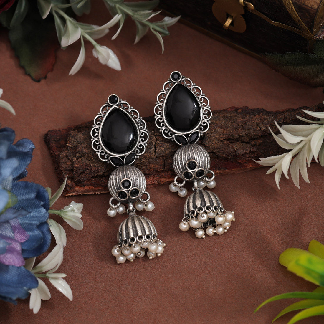 Black Color Monalisa Stone Oxidised Earrings (GSE2958BLK)