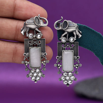 Off White Color Oxidised Earrings (GSE2996OWHT)