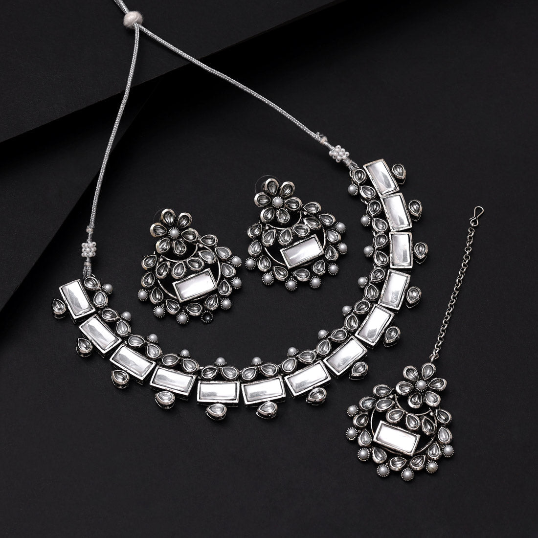 Silver Color Oxidised Necklace Set (GSN2062SLV)