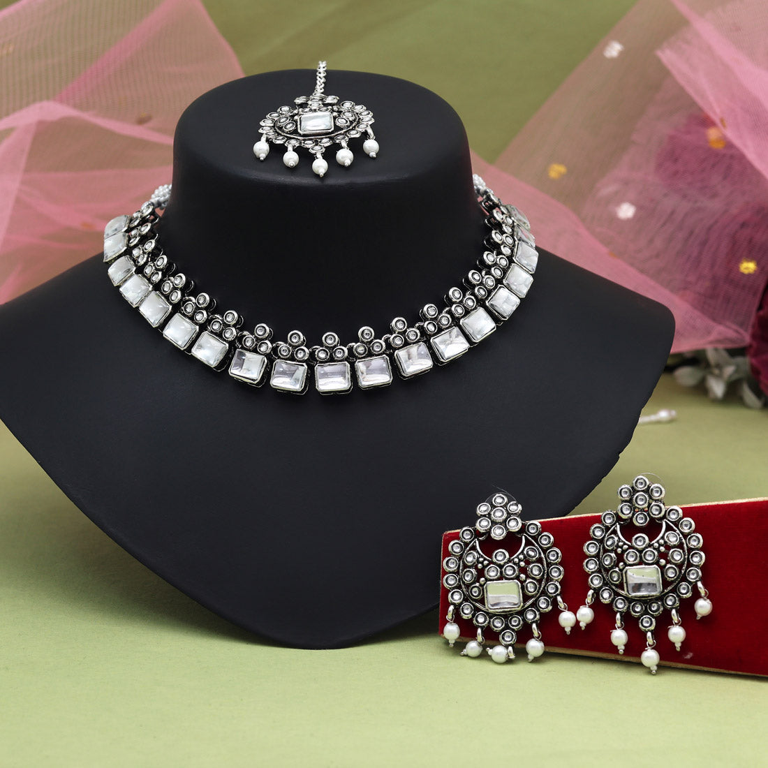 Silver Color Oxidised Necklace Set (GSN2063SLV)