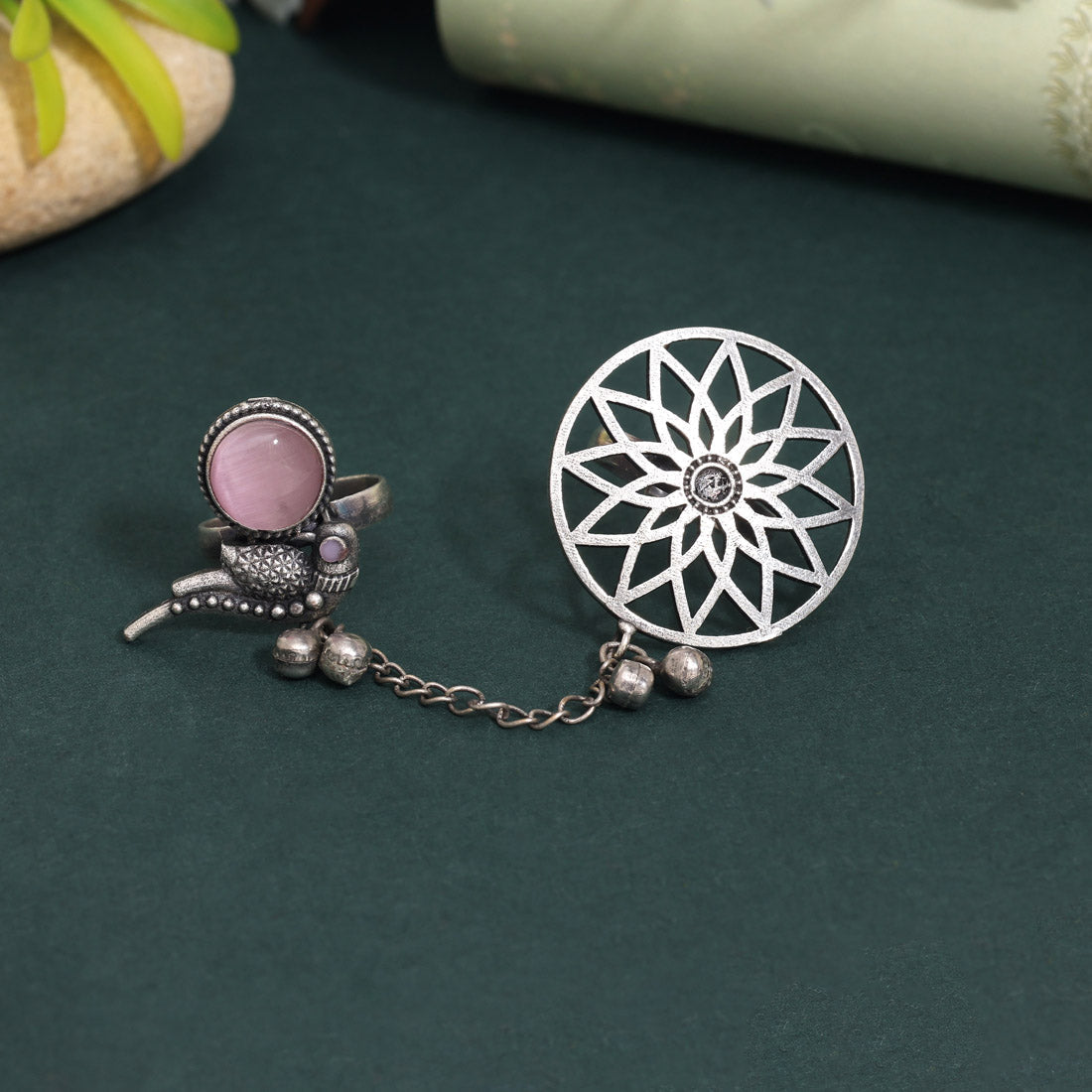 Chic Pink Color Oxidised Two In One Finger Ring For Gifting