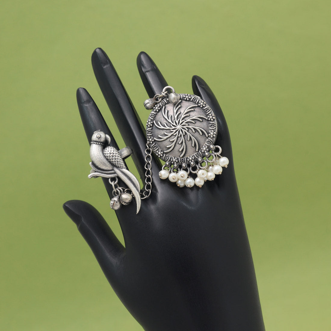 Gorgeous Silver Color Oxidised Two In One Finger Ring For Styling