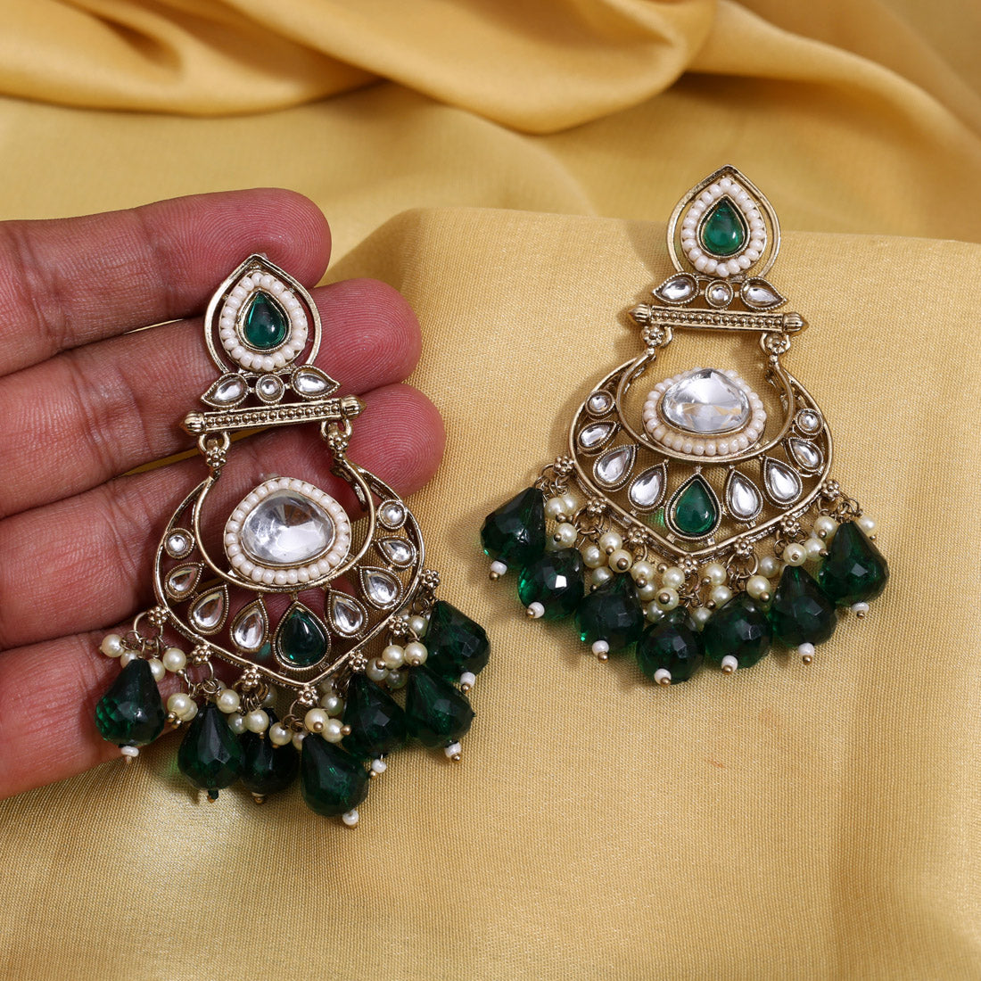 Green Color Kundan Earrings (KDE1005GRN)