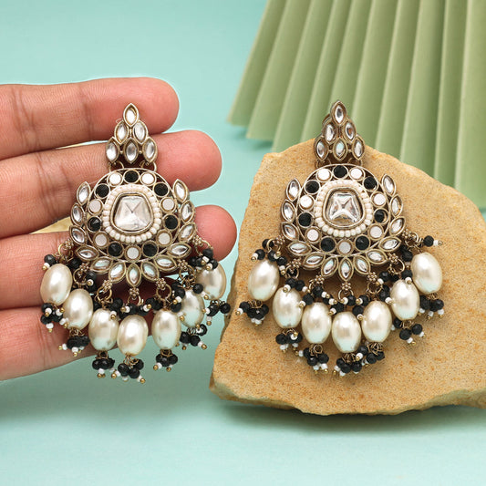 Black Color Kundan Earrings (KDE1007BLK)