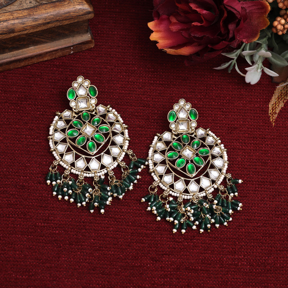 Green Color Kundan Earrings (KDE893GRN)