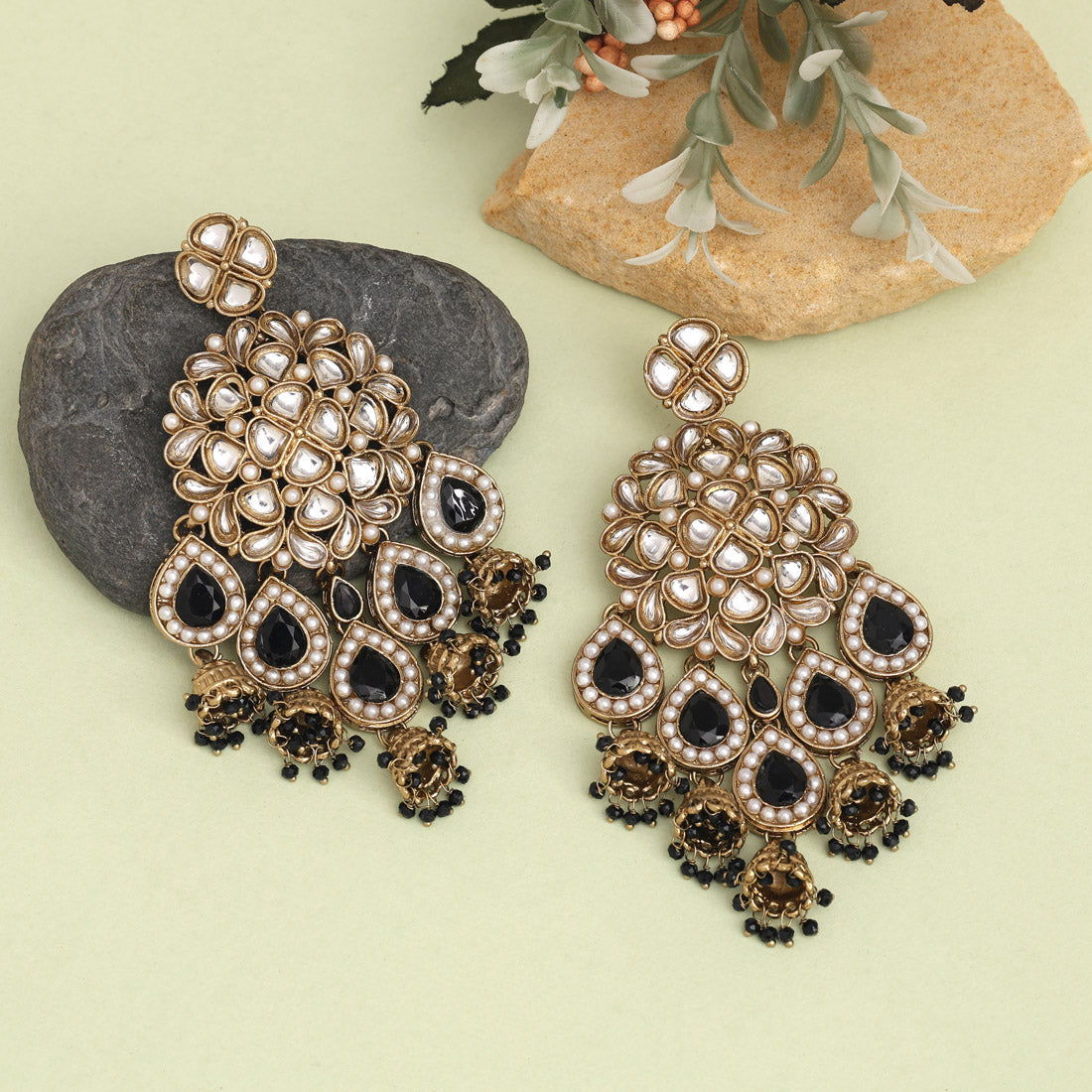 Black Color Kundan Earrings (KDE959BLK)
