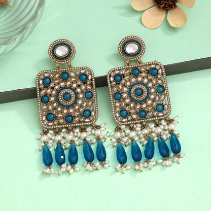 Turquoise Blue Color Kundan Earrings (KDE966TBLU)