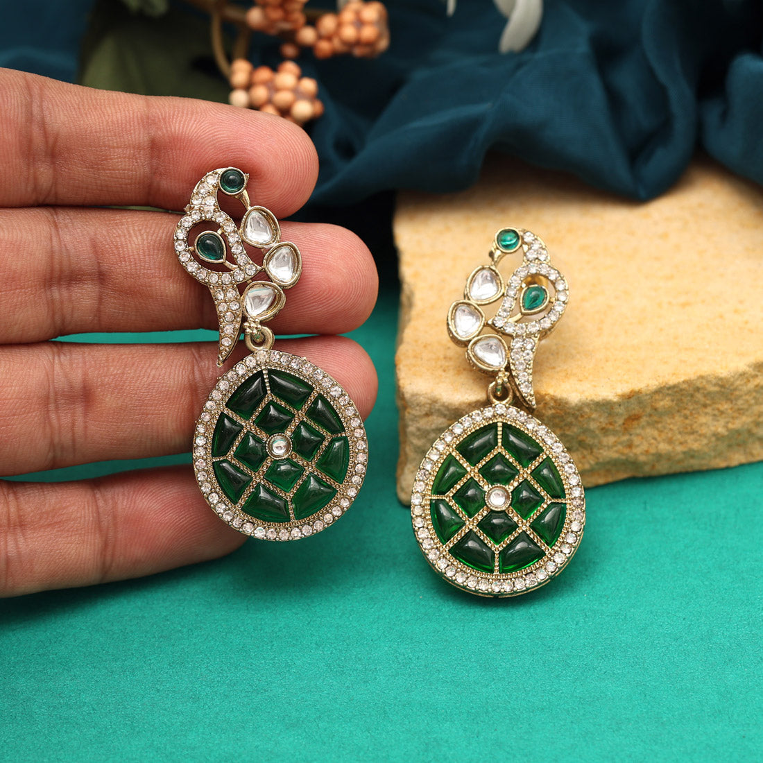 Green Color Kundan Earrings (KDE971GRN)
