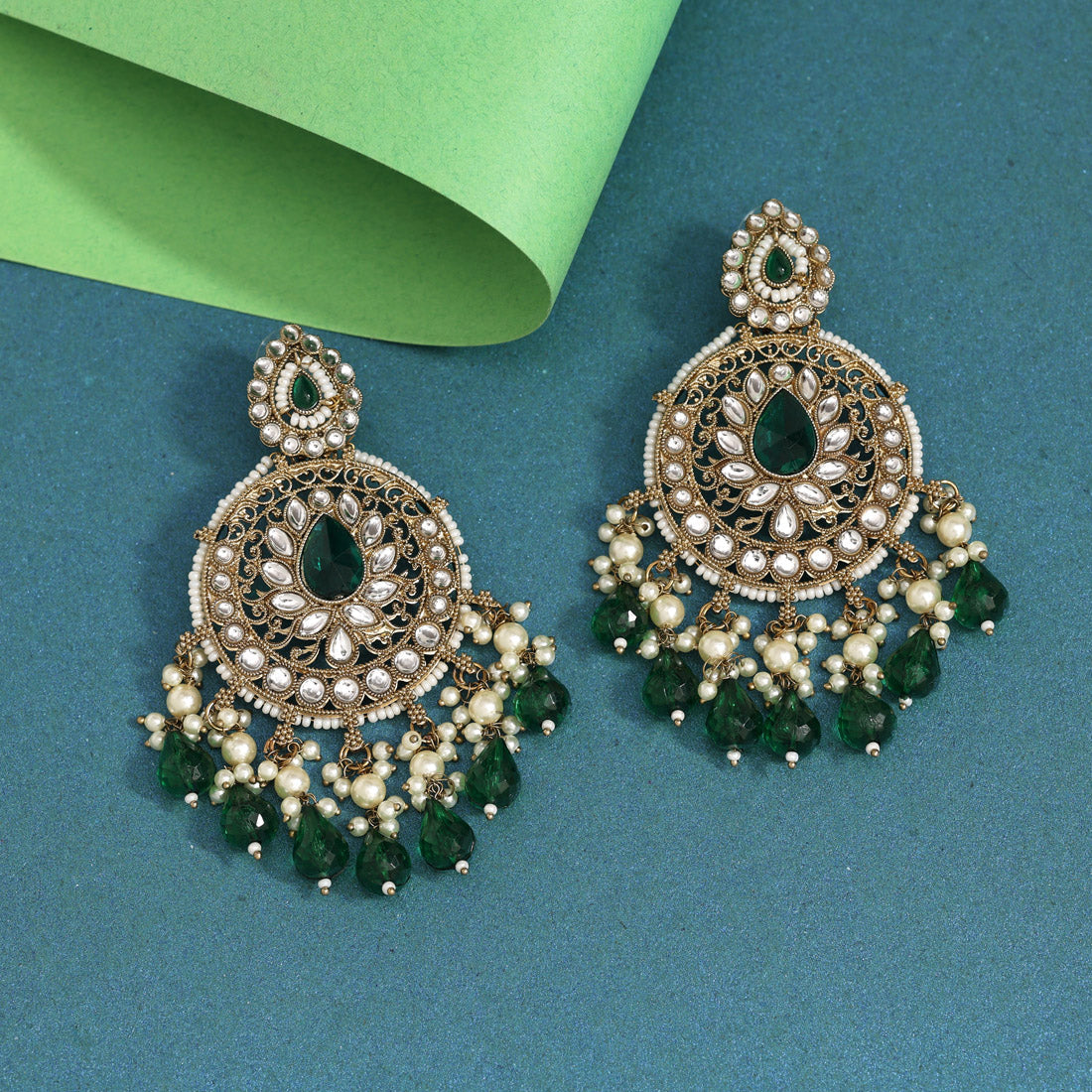 Green Color Kundan Earrings (KDE974GRN)