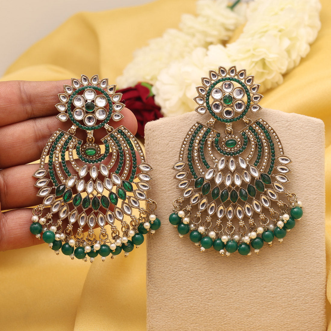 Green Color Kundan Pakistani Earrings (KDE981GRN)