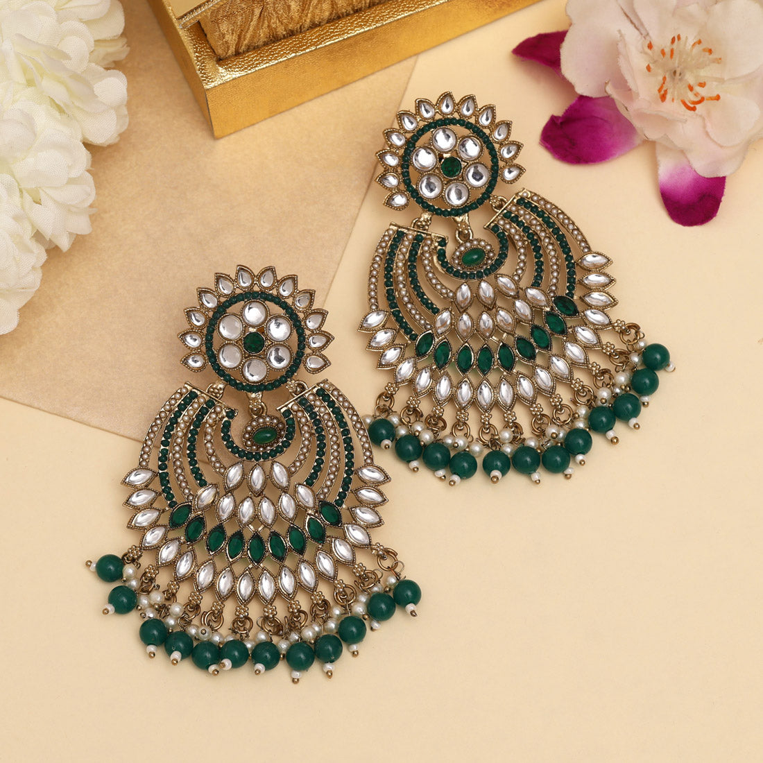 Green Color Kundan Pakistani Earrings (KDE981GRN)