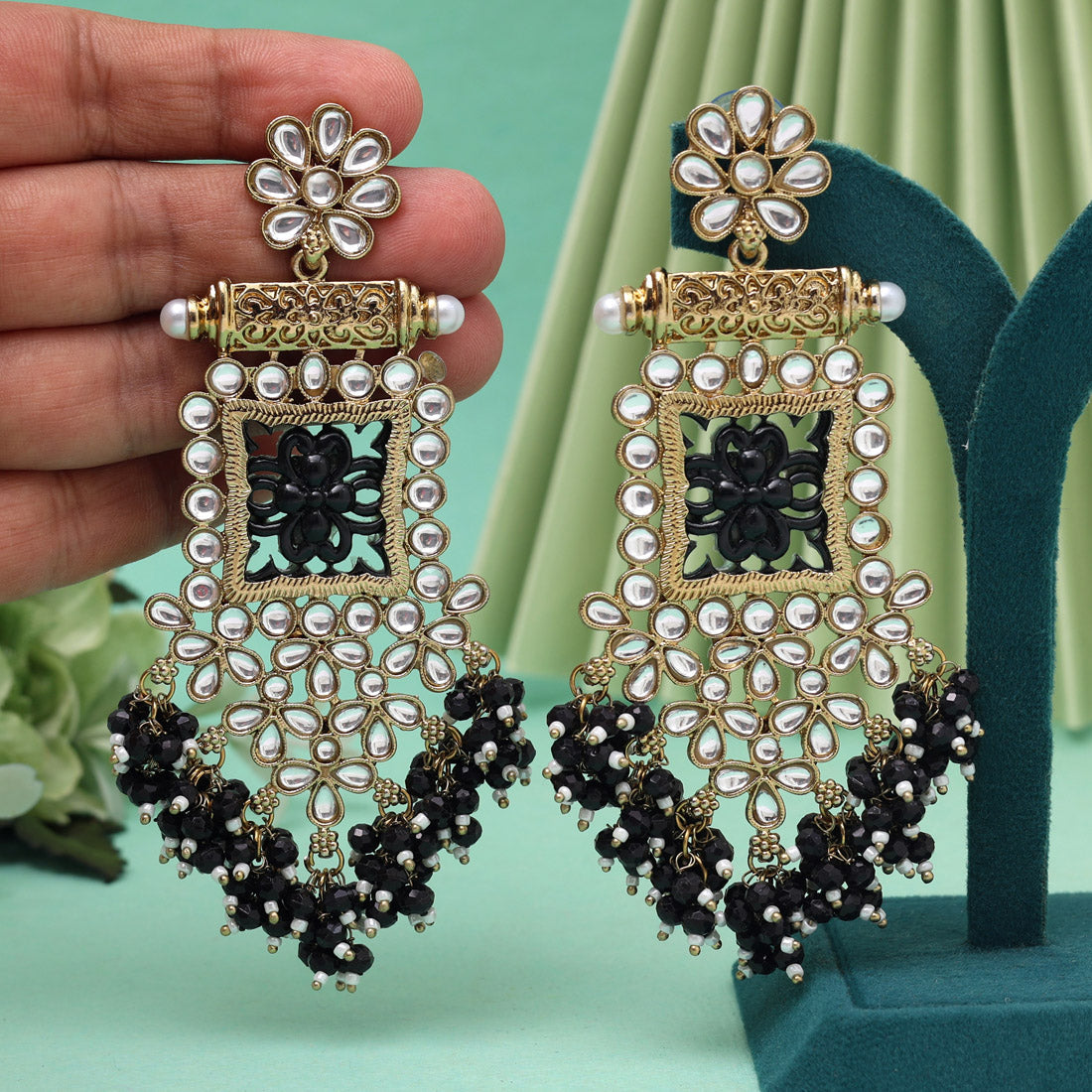 Black Color Kundan Earrings (KDE995BLK)