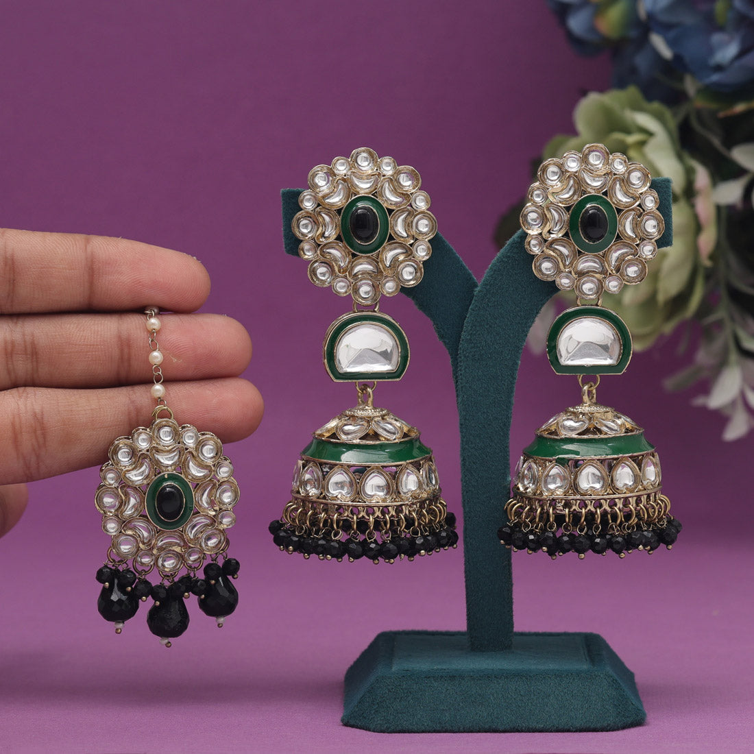 Black Color Kundan Earrings With Maang Tikka (KDTE556BLK)