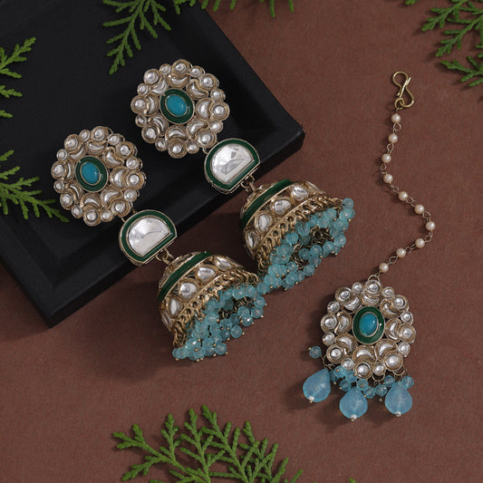 Sky Blue Color Kundan Earrings With Maang Tikka (KDTE556SBLU)