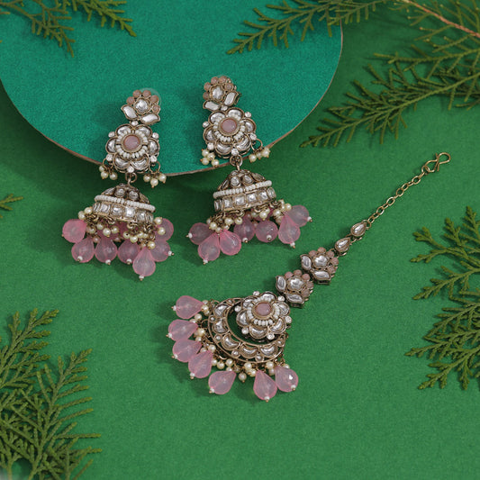 Pink Color Kundan Earrings With Maang Tikka (KDTE557PNK)