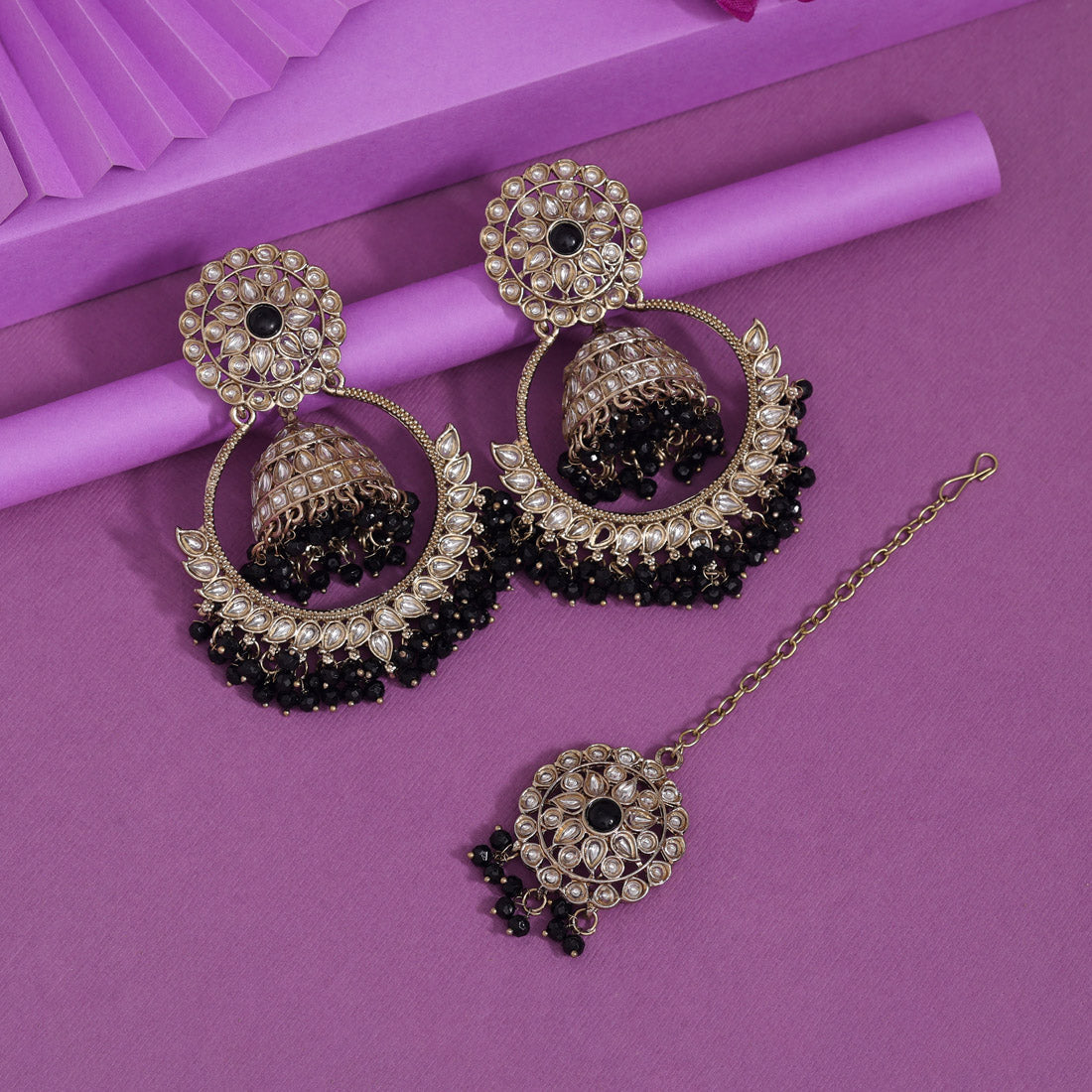 Black Color Kundan Earrings With Maang Tikka (KDTE562BLK)