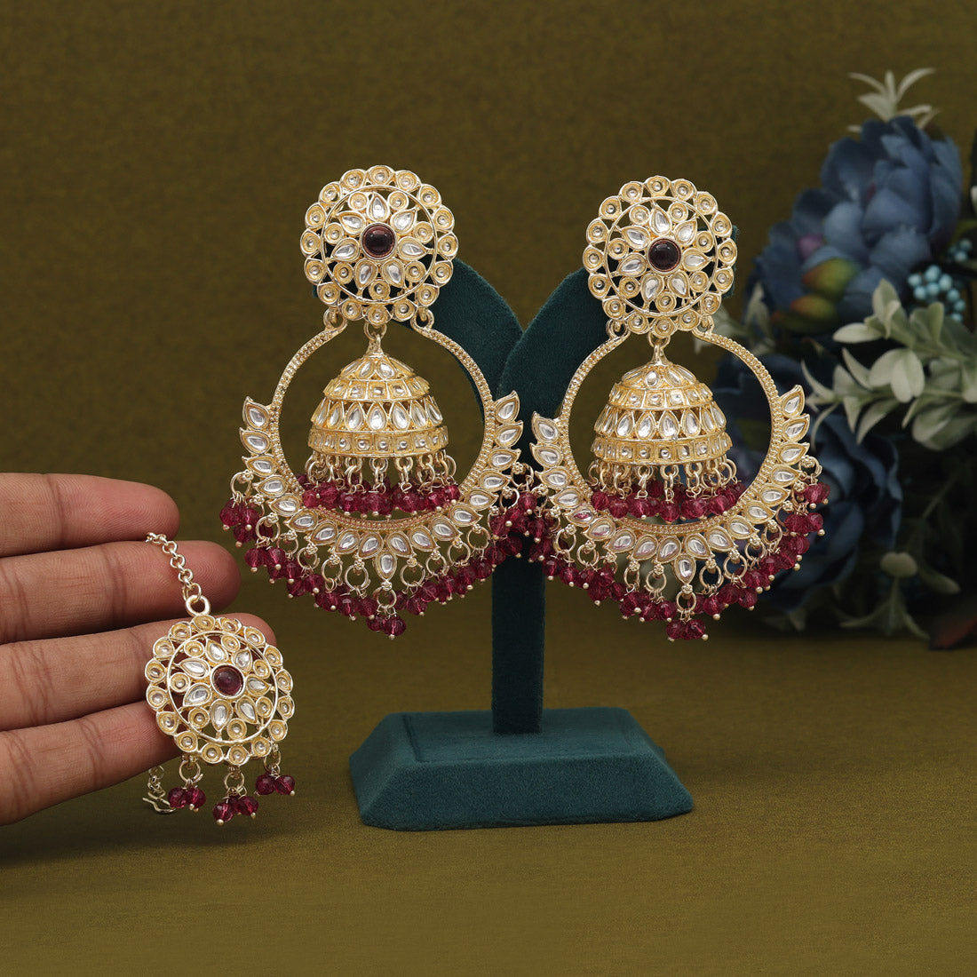 Magenta Color Kundan Earrings With Maang Tikka (KDTE563MNT)