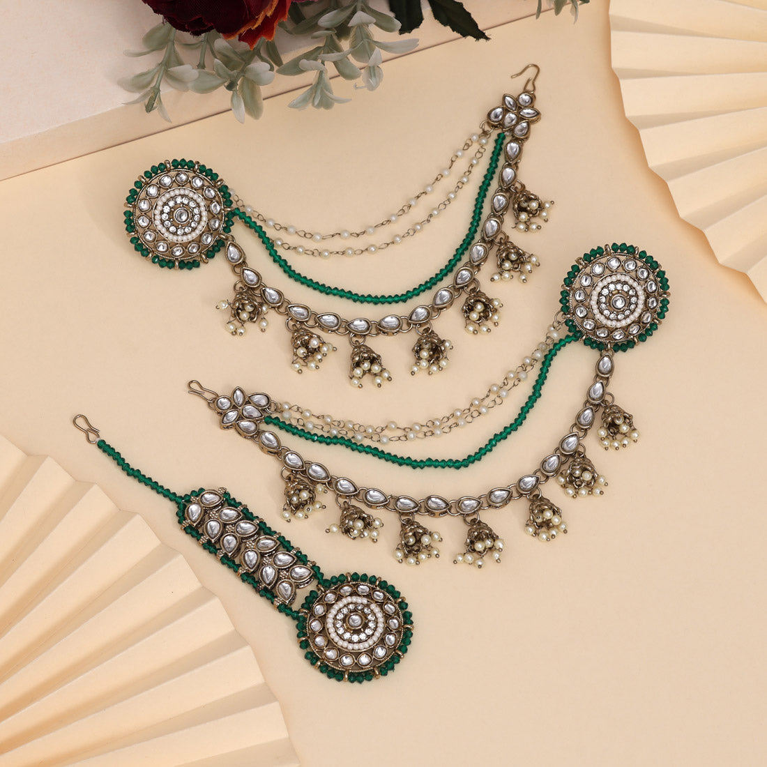 Elegant Green Color Kundan Earrings With Maang Tikka