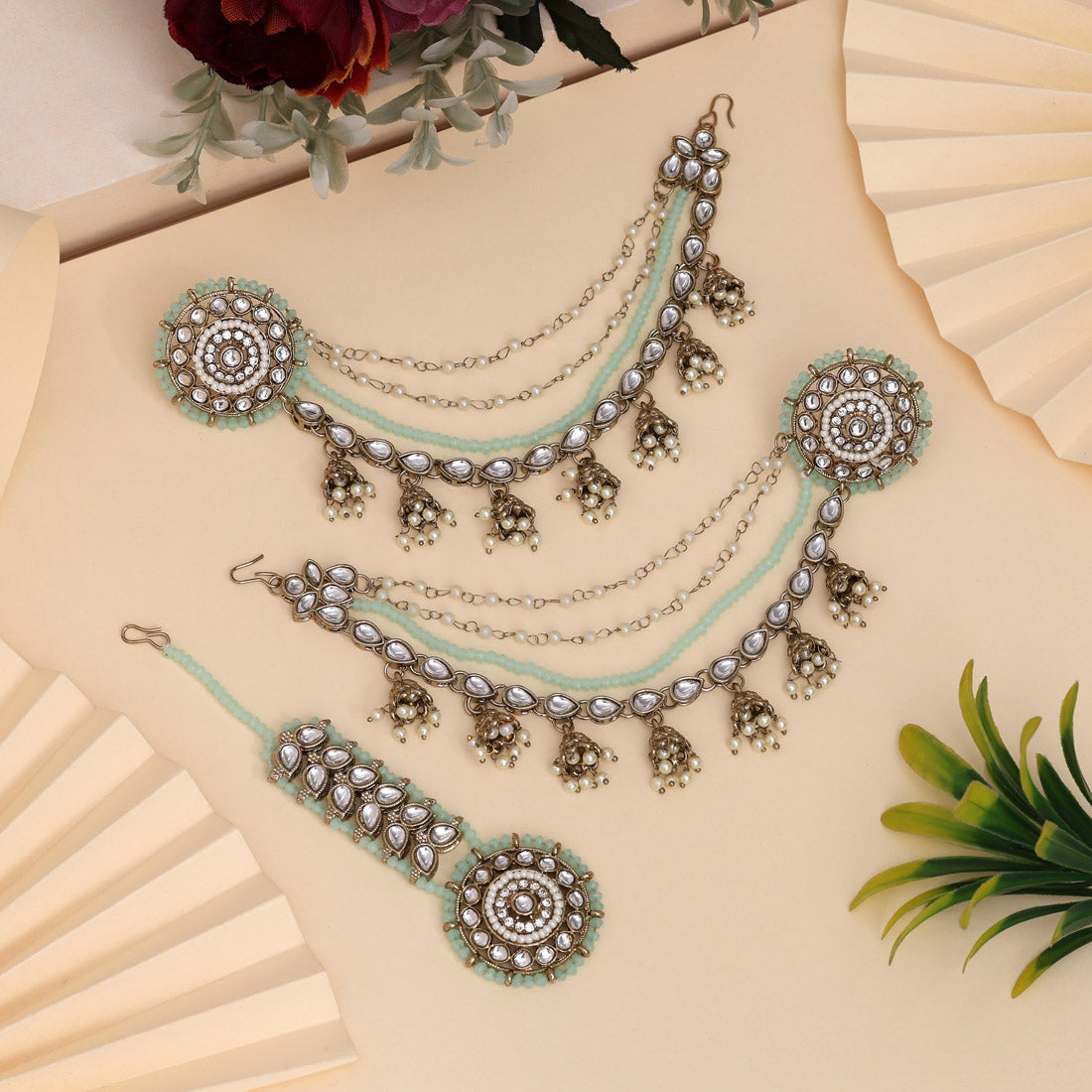Fresh Pista Green Color Kundan Earrings With Maang Tikka