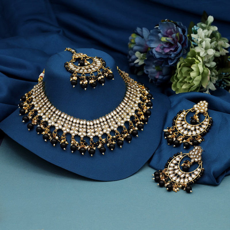 Black Color Kundan Necklace Set (KN1388BLK)