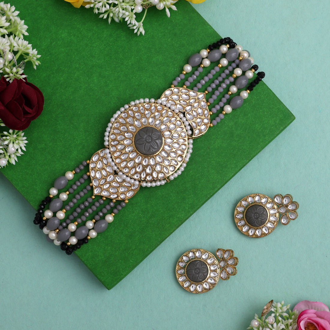 Grey Color Beautiful Kundan & Carving Stone Choker Necklace Of Jaipur (KN1463GRY)