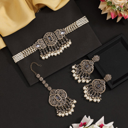 White Color Choker Kundan Necklace Set (KN1464WHT)