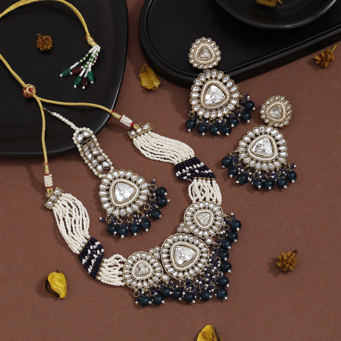 Royal Blue Color Kundan Necklace Set