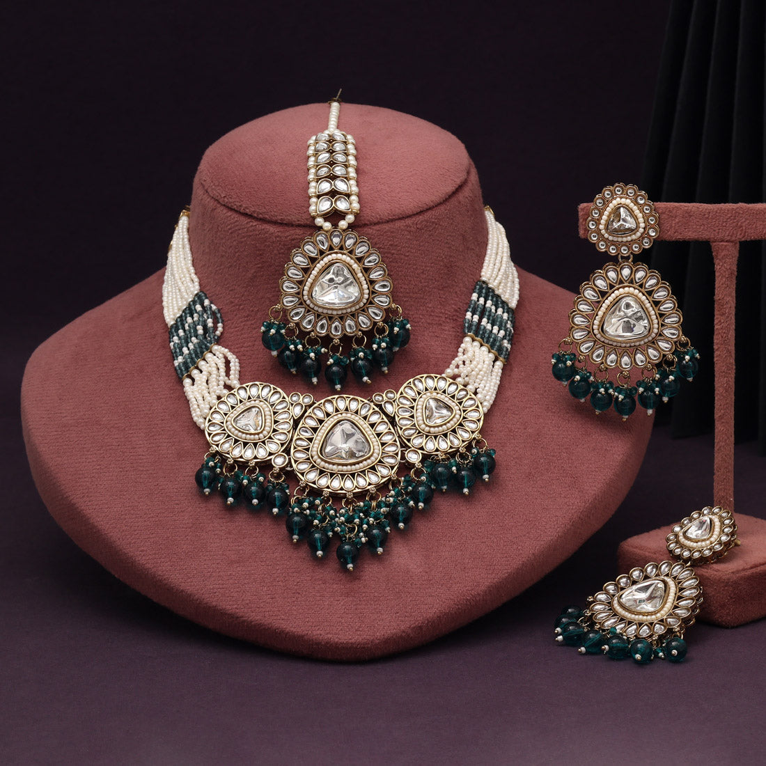 Serene Turquoise Blue Color Kundan Necklace Set