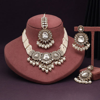 Bright White Color Kundan Necklace Set