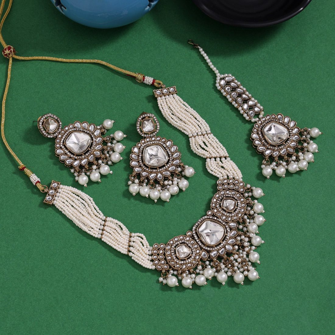 Bright White Color Kundan Necklace Set