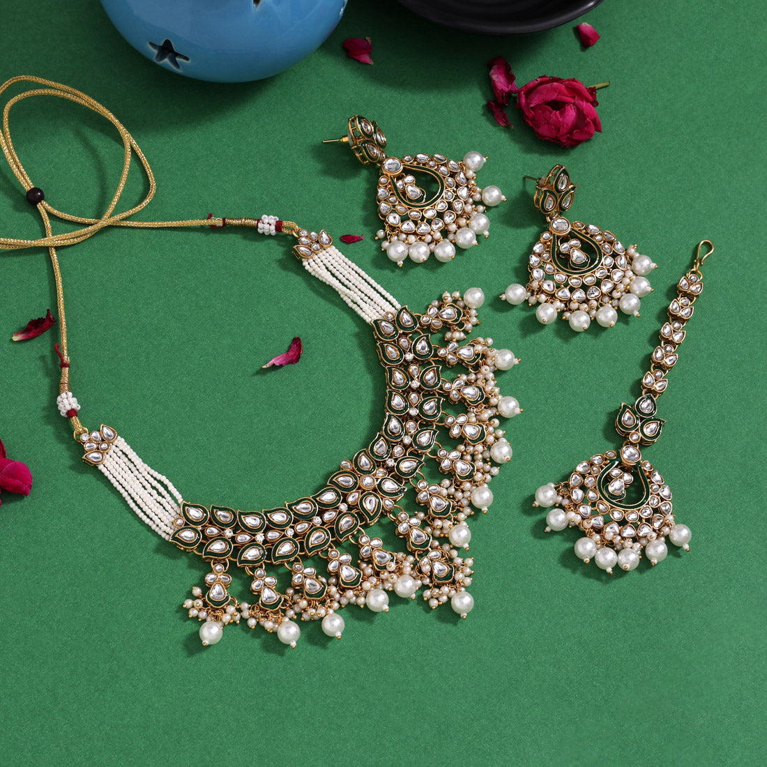 Pure White Color Kundan Necklace Set