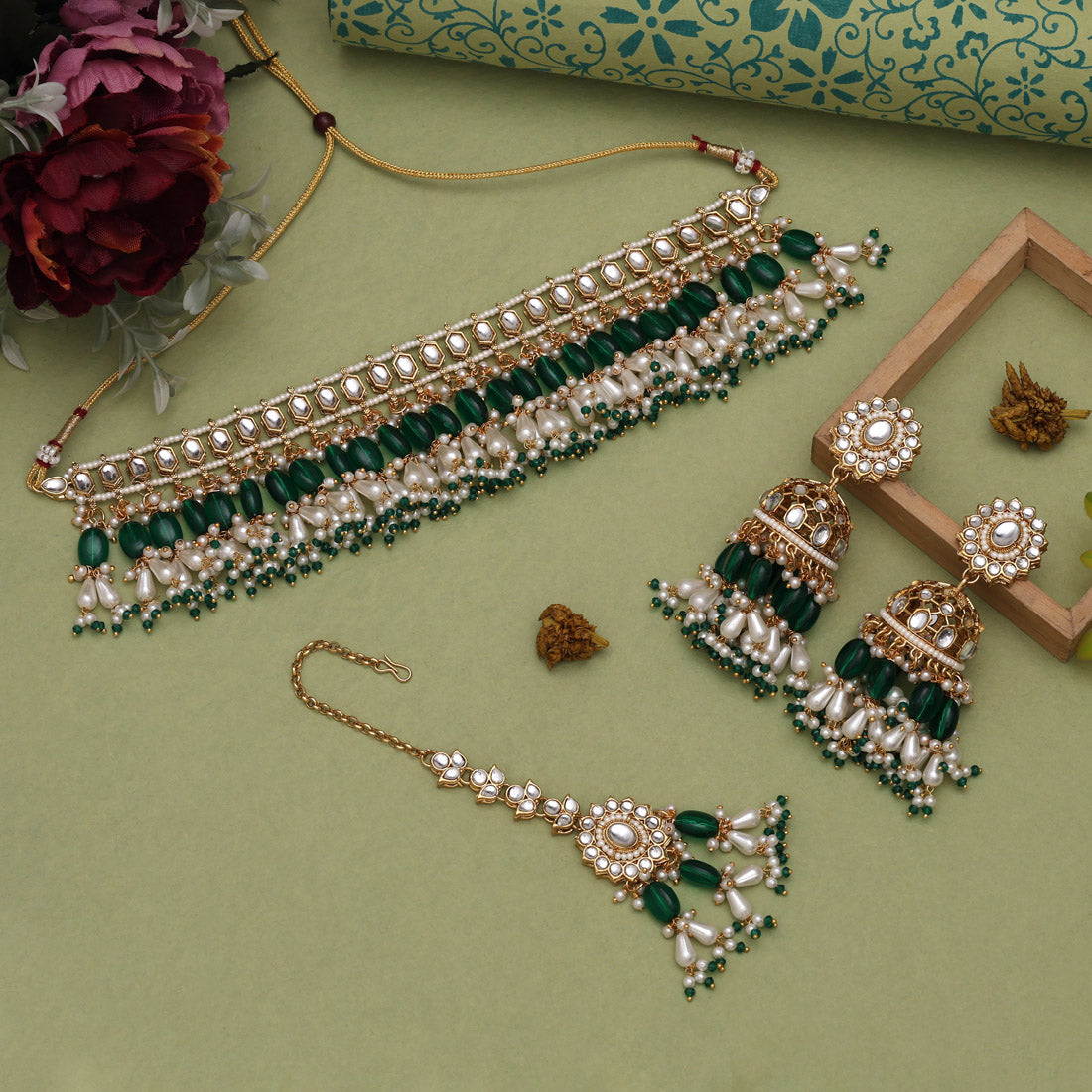 Natural Green Color Kundan Necklace Set