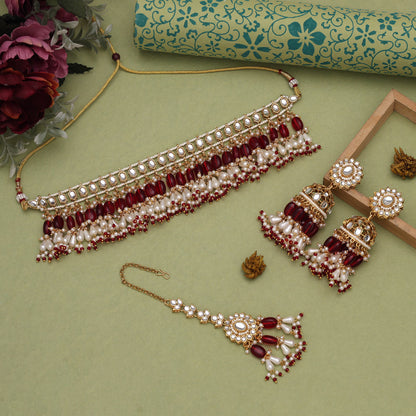 Elegant Maroon Color Kundan Necklace Set
