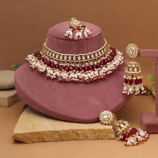 Elegant Maroon Color Kundan Necklace Set